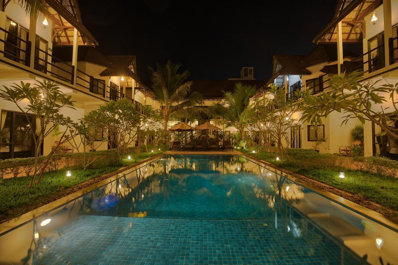 S.R Sofia Villa Hotel Siem Reap Bagian luar foto
